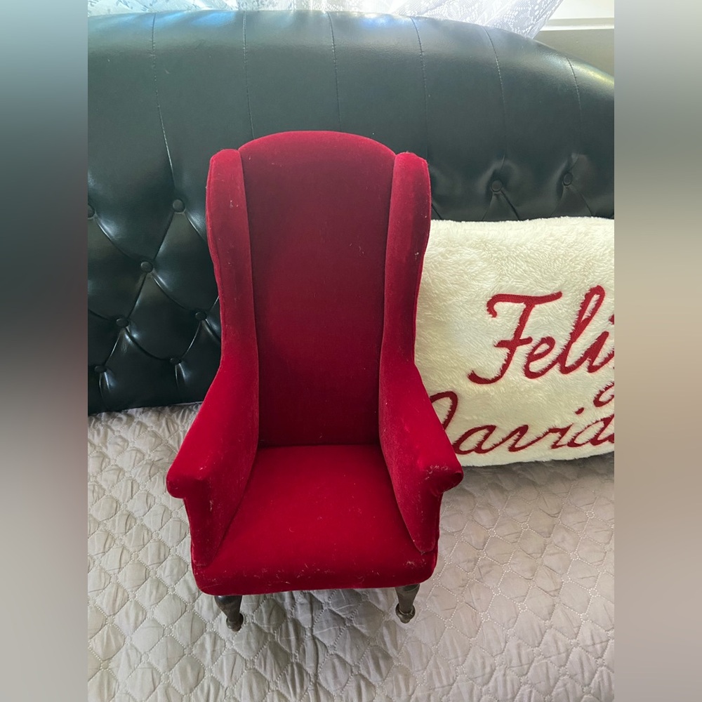 LYNN HANEY Santa Clause Miniature Red Velvet Wingback Chair